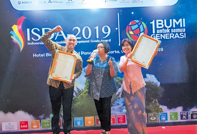 荣获了向印度尼西亚可持续发展企业颁发的“ISDA 2019奖”