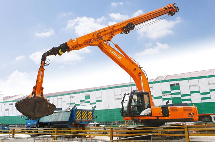 日立建机-拥有30米超长伸缩臂的ZX350LC-5挖掘机